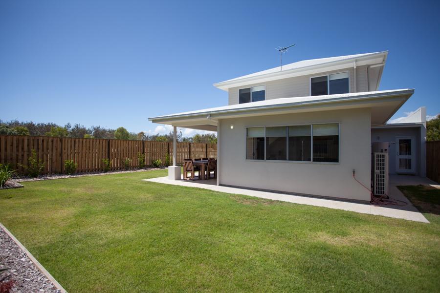 Petrie Beach Holiday Home Mackay Exterior photo